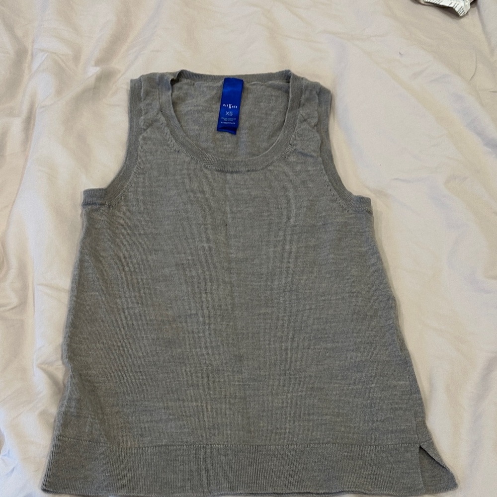 Kit and Ace Gray Tank Top